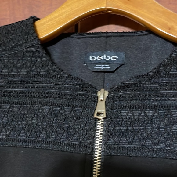 Jacket and skirt - Picture 4 of 14